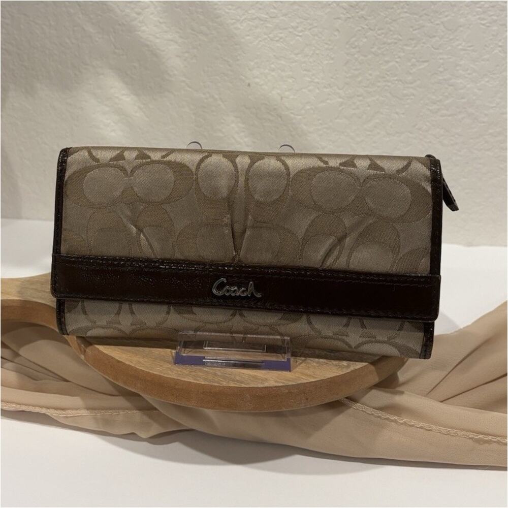 Coach Brown Beige Signature Logo Folding Wallet Credit Card Holder for Women
